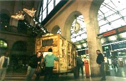 Girafes en gare (� Vincent Muteau)